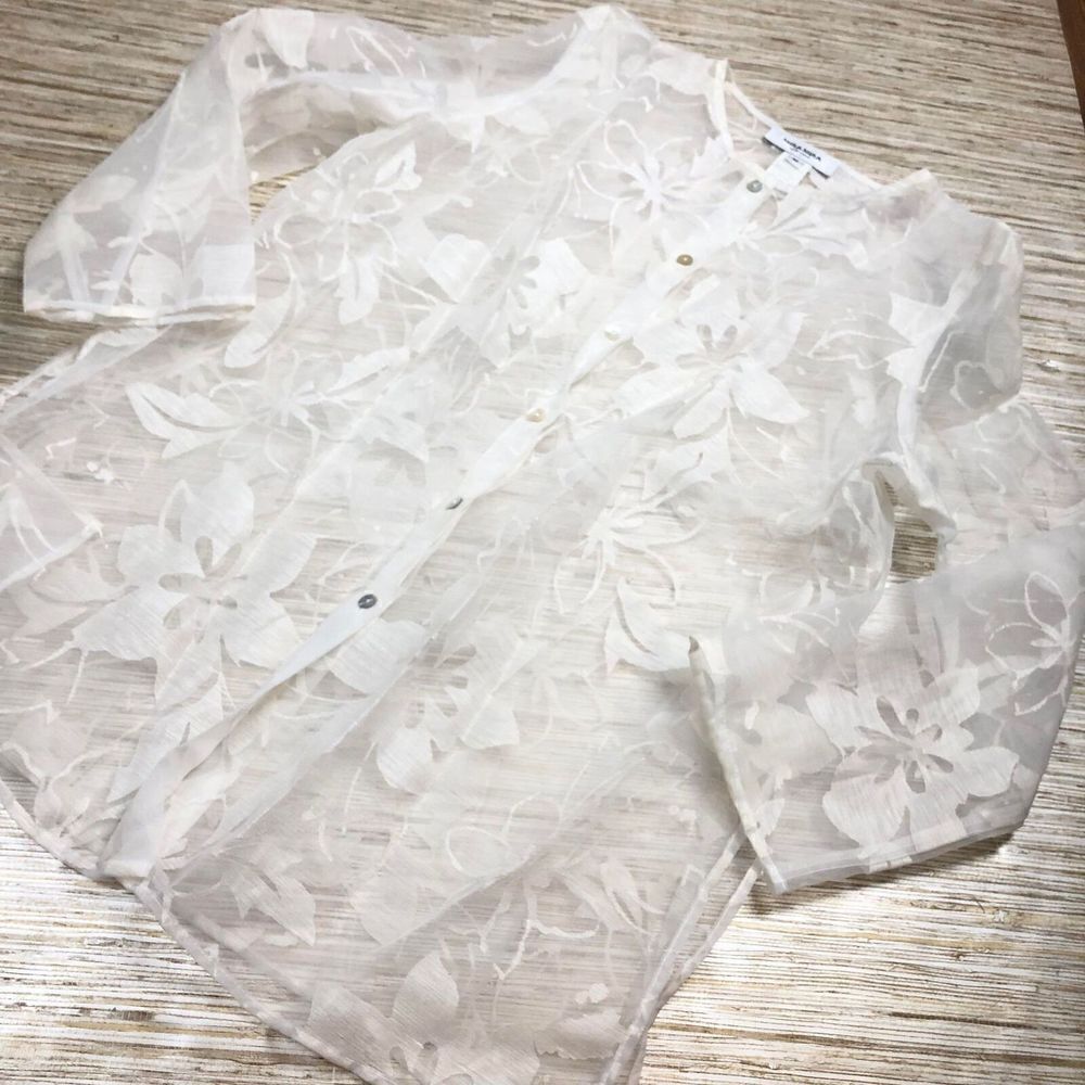 Elegant White Floral Blouse